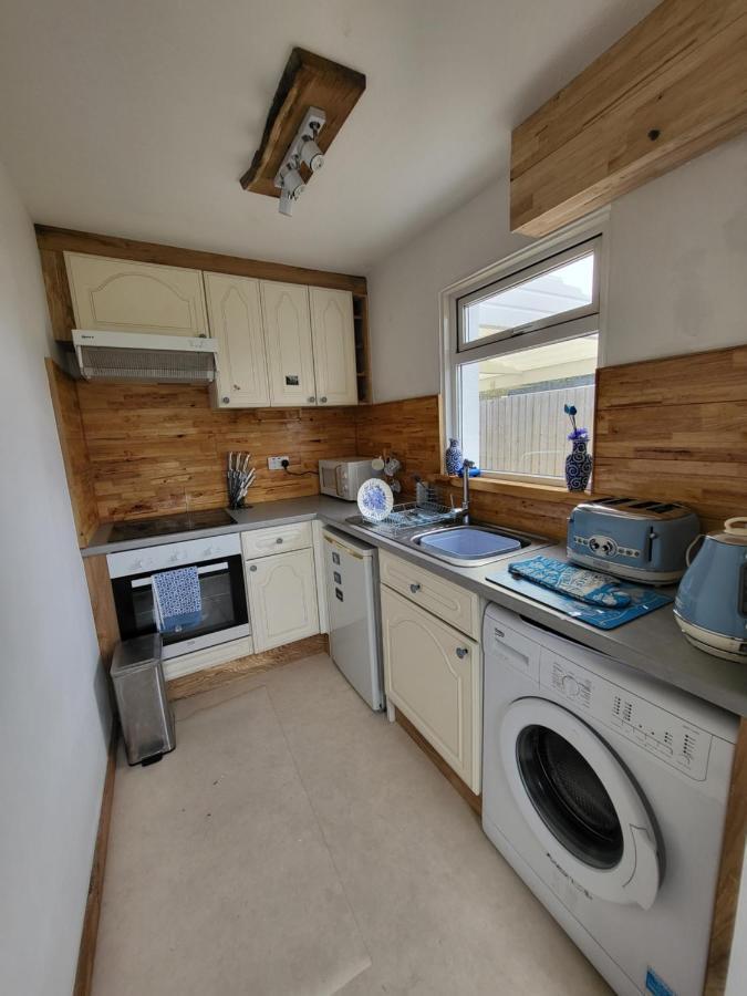A Great Place For You And Your Dog To Stay Falmouth Bagian luar foto